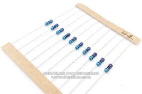 Resistor 220 Ohm 0.25W Package 10pcs