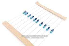 Resistor 4.7K Ohm 0.25W Package 10pcs